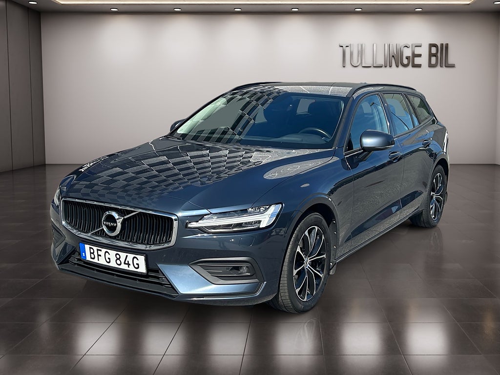 Volvo V60 D4 AWD 190HK Momentum Backkamera Värmare Navi Rattvärme