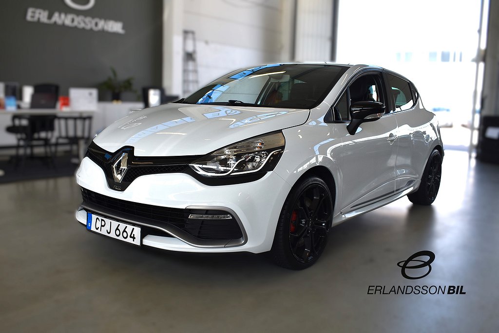 Renault Clio RS 1.6 TCe EDC NYLIGEN SERVAD P-SEN 200HK