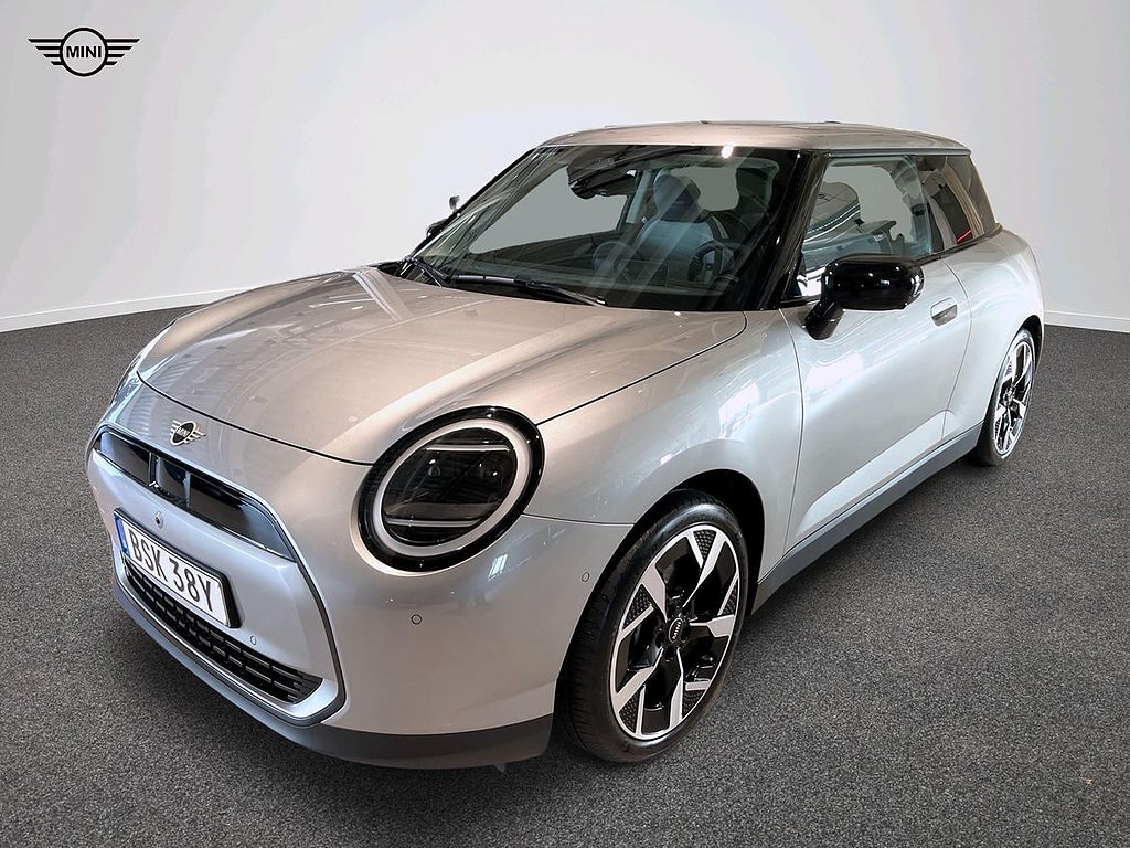 MINI Cooper E Classic Trim, Paket L