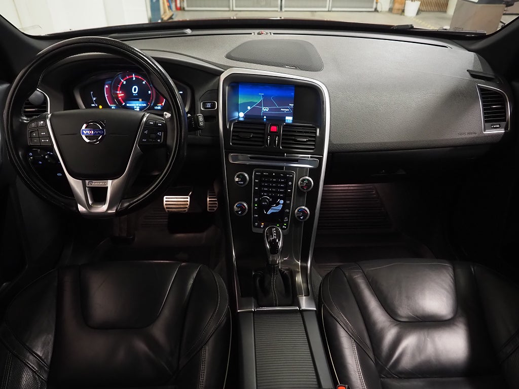 Volvo XC60 Polestar D5 AWD 230hk Black R R-Design Se Utrustning! 2015