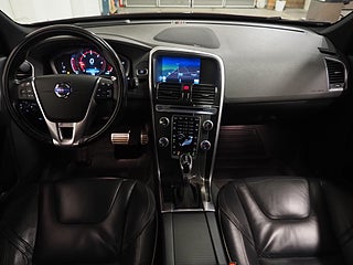 SUV Volvo XC60 18 av 30