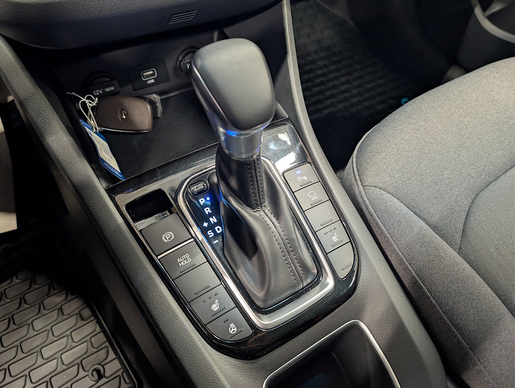 Hyundai IONIQ Hybrid 1.6 DCT Premium M-värm/V-hjul thumbnail