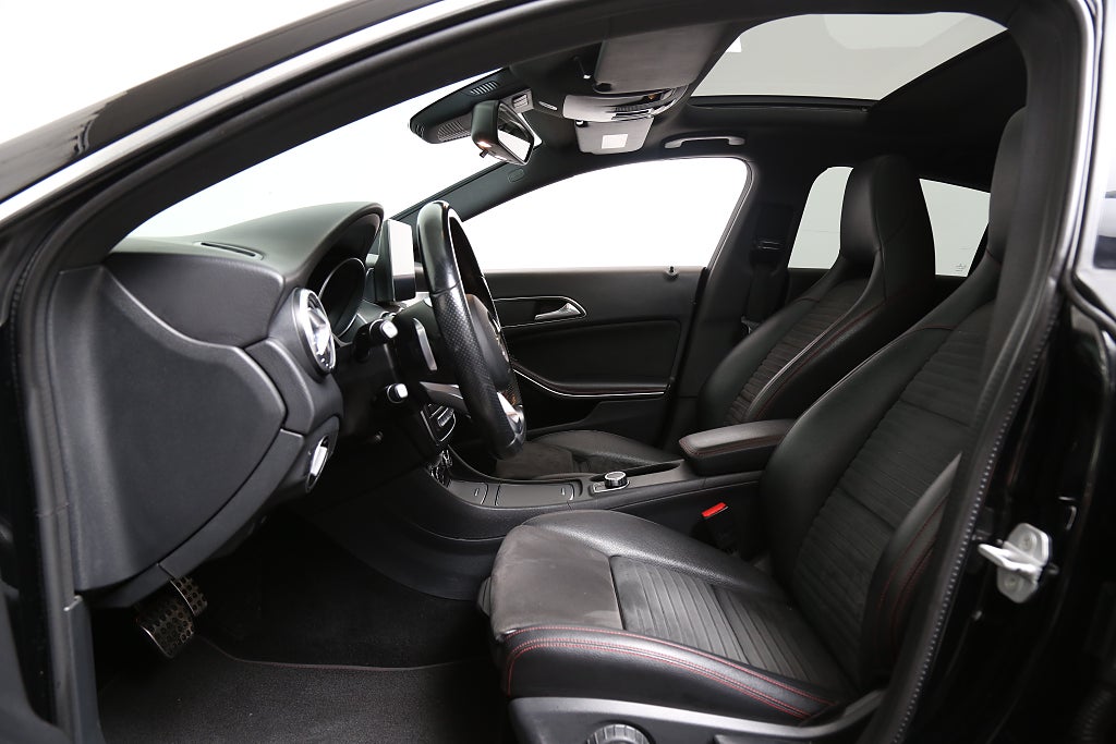Mercedes-Benz CLA 220 d Shooting Brake 7G-DCT AMG Line Pano P-värme Drag 2017