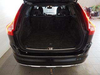 SUV Volvo XC60 9 av 23
