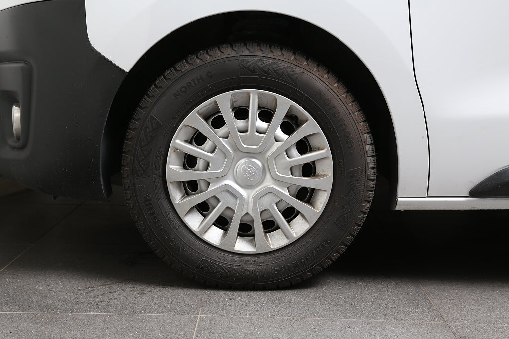 Toyota ProAce 2,0 D-4D Long | Moms | Kamera | Drag