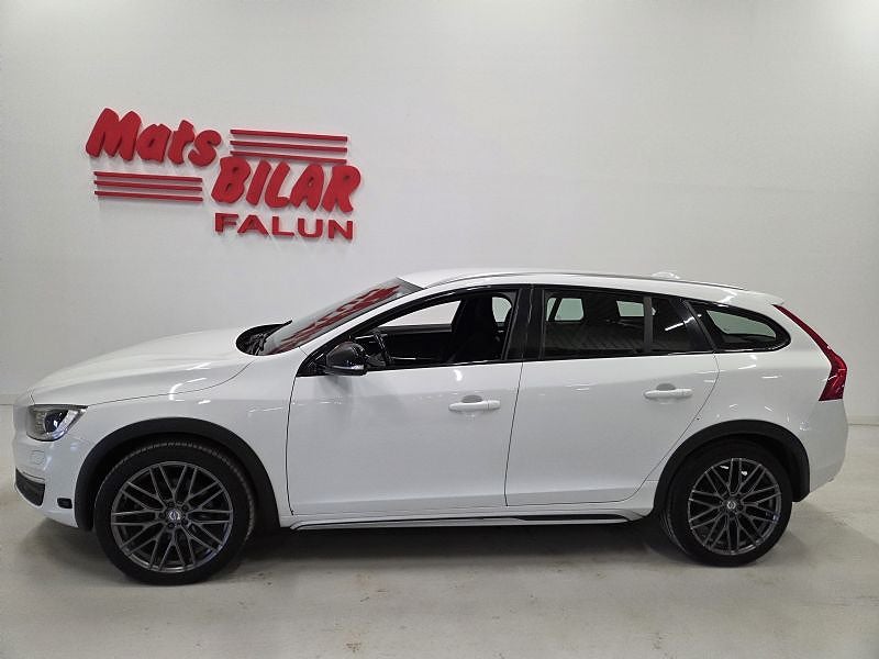 Volvo V60 Cross Country D4 190 Hk Automat 4x4 Classic Momentum