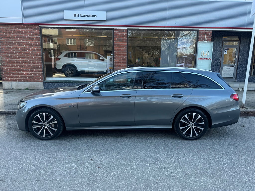 Mercedes-Benz E 300 de T PLUG-IN 9G-Tronic AMG Line Euro 6