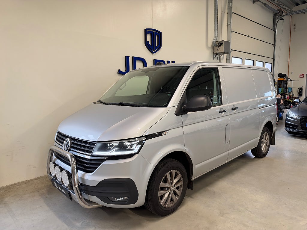 Volkswagen Transporter T30 2.0 TDI BMT Drag Bkamera Navi MOMS 150hk