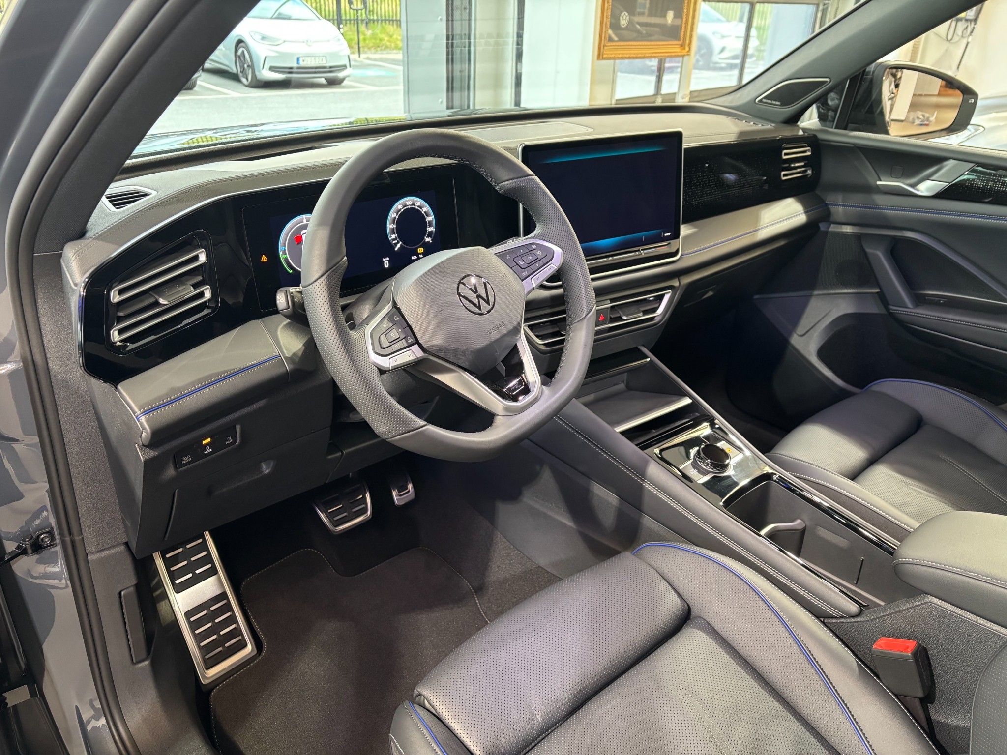 Volkswagen Tiguan eHybrid R-Line-Edition 2026, bild 7/42