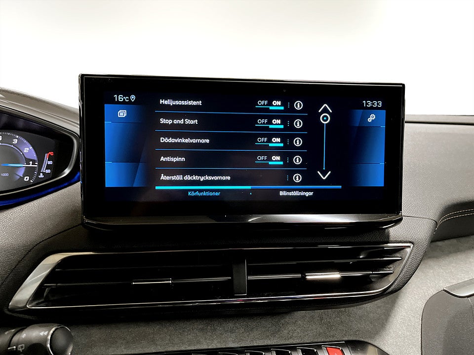 Bild på Peugeot 5008 GT Black Pack 1.2 PT 130hk Aut 7-SITS B-KAMERA CARPLAY