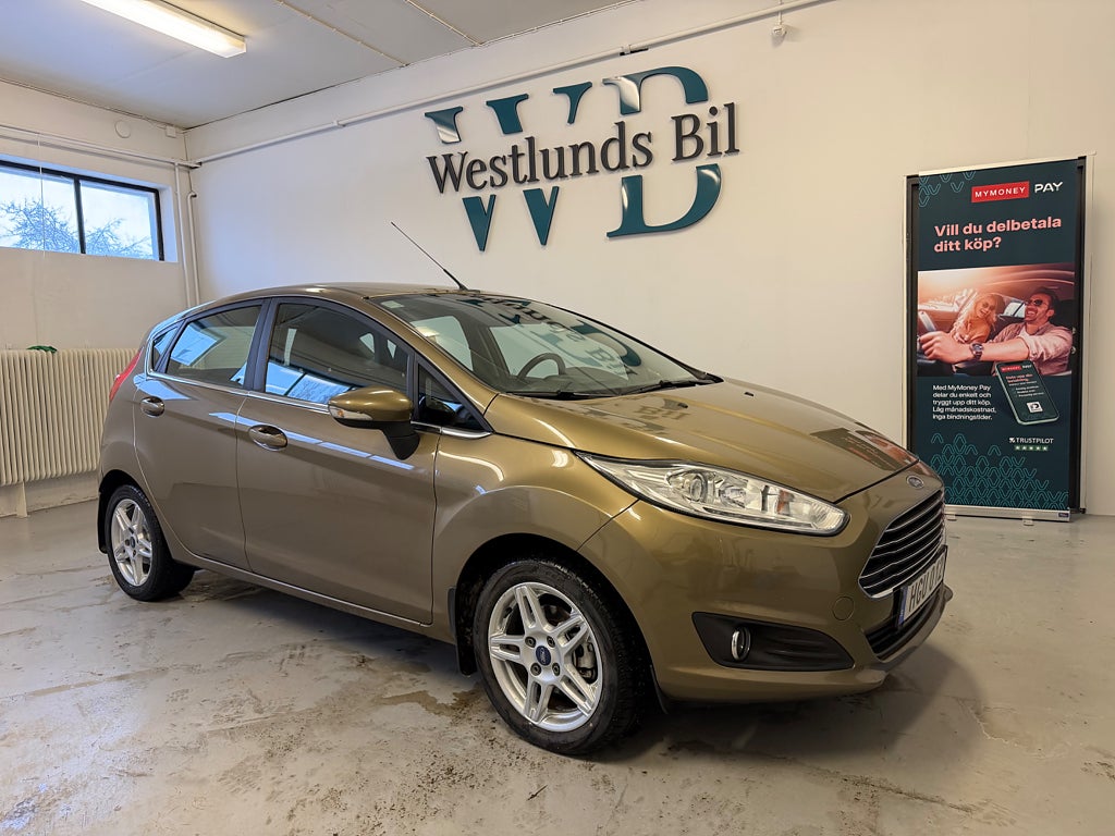 Ford Fiesta 5-dörrar 1.0 Titanium | Drag | Nybesiktigad 
