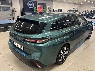Peugeot 308 SW Plug-In 180 EAT MOMS/MoK-värm/P-sens/SoV-däck