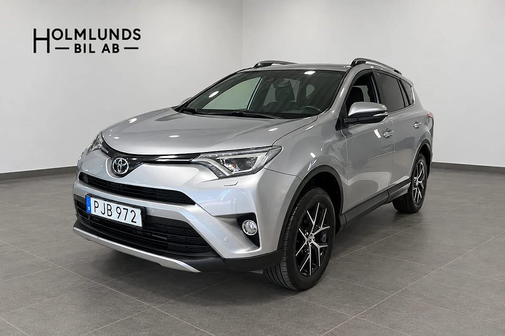 Toyota RAV4 2.0 AUTOMAT AWD (152HK) V-Hjul drag