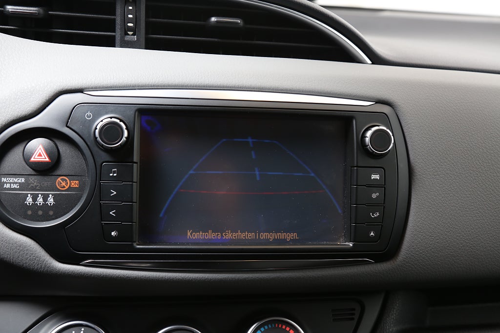 Toyota Yaris 1,33 Dual VVT-i Active Edition Feel 5-dörrar 2015