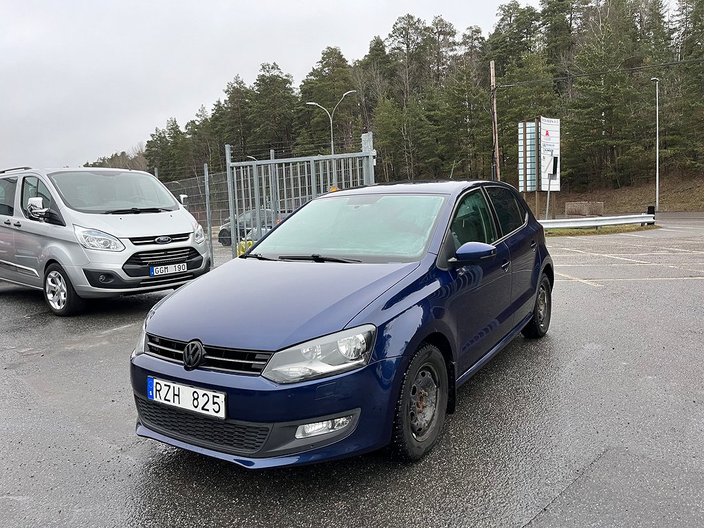 Volkswagen Polo 1.6 TDI 90hk Nybesiktigad t.o.m 2025-12-31  