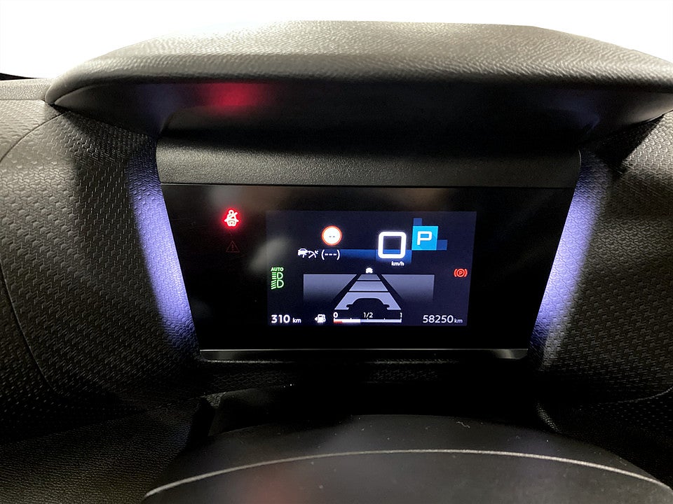 Bild på Citroën C4 Shine 1.2 PT 155hk Aut B-KAMERA CARPLAY