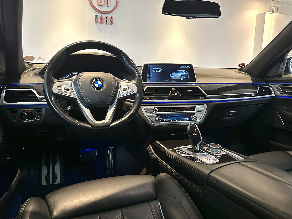 BMW 740 Le XDRIVE 326HK M-SPORT PANO H&K SOFTCLOSE HDU 360°