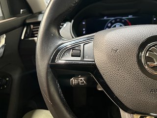 Skoda Octavia Scout 4x4 Premium Drag Canton Dvärm GPS SoV