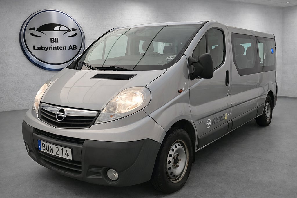 Opel Vivaro Kombi 2.9t CDTI 9-SITSIG DRAGKROK M-VÄRMARE Euro 5