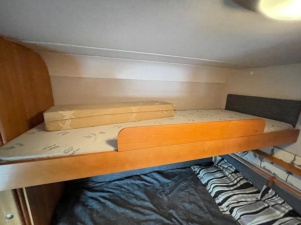 Polar 680 /Barnkammare/Förtält/AC/ALDE/7 bäddar/Fint skick - Polar