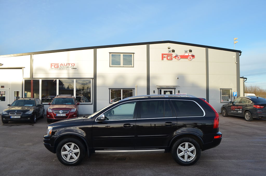 Volvo XC90 D5 AWD R-Design Euro 5 7-sits Drag