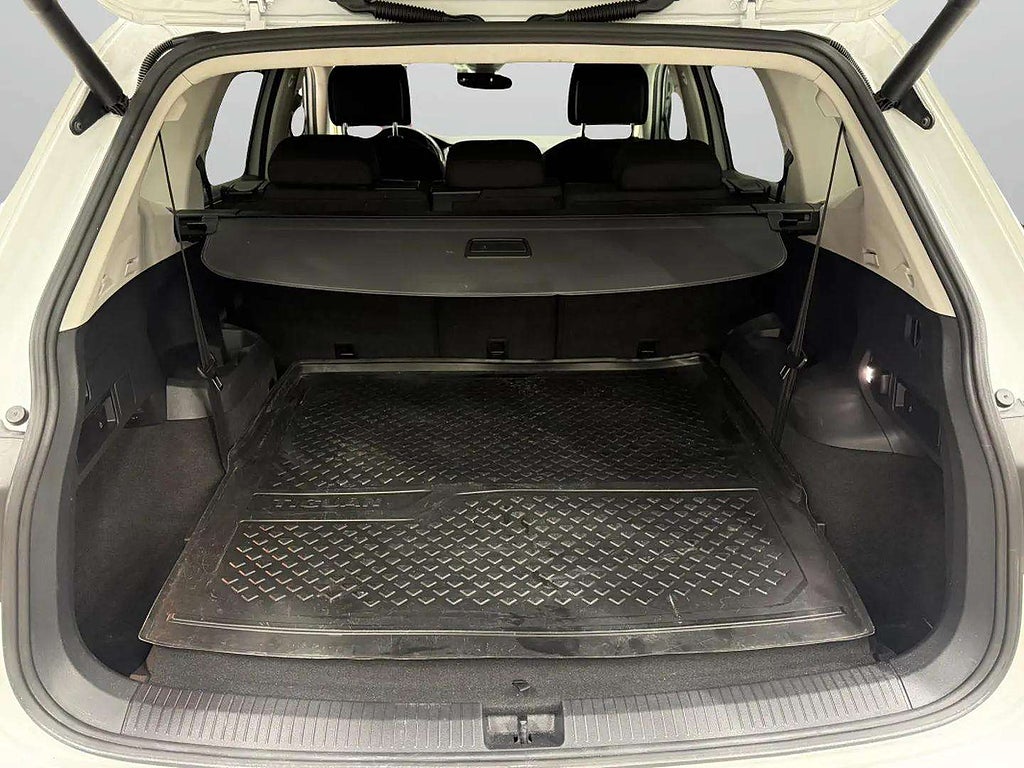 Volkswagen Tiguan Allspace 7-sätes 2.0 TSI 4Motion Base V-hjul Hemleverans - miniatyr 16