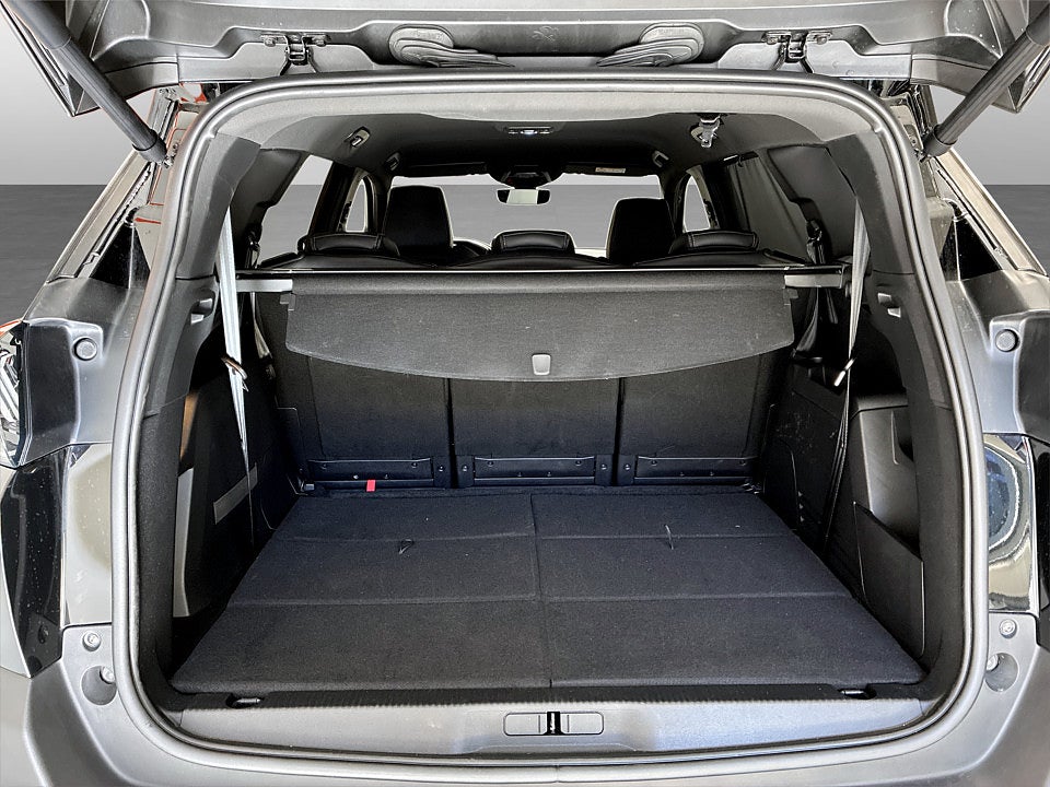 Bild på Peugeot 5008 GT 1.2 PT 130hk Aut 7-SITS B-KAMERA CARPLAY