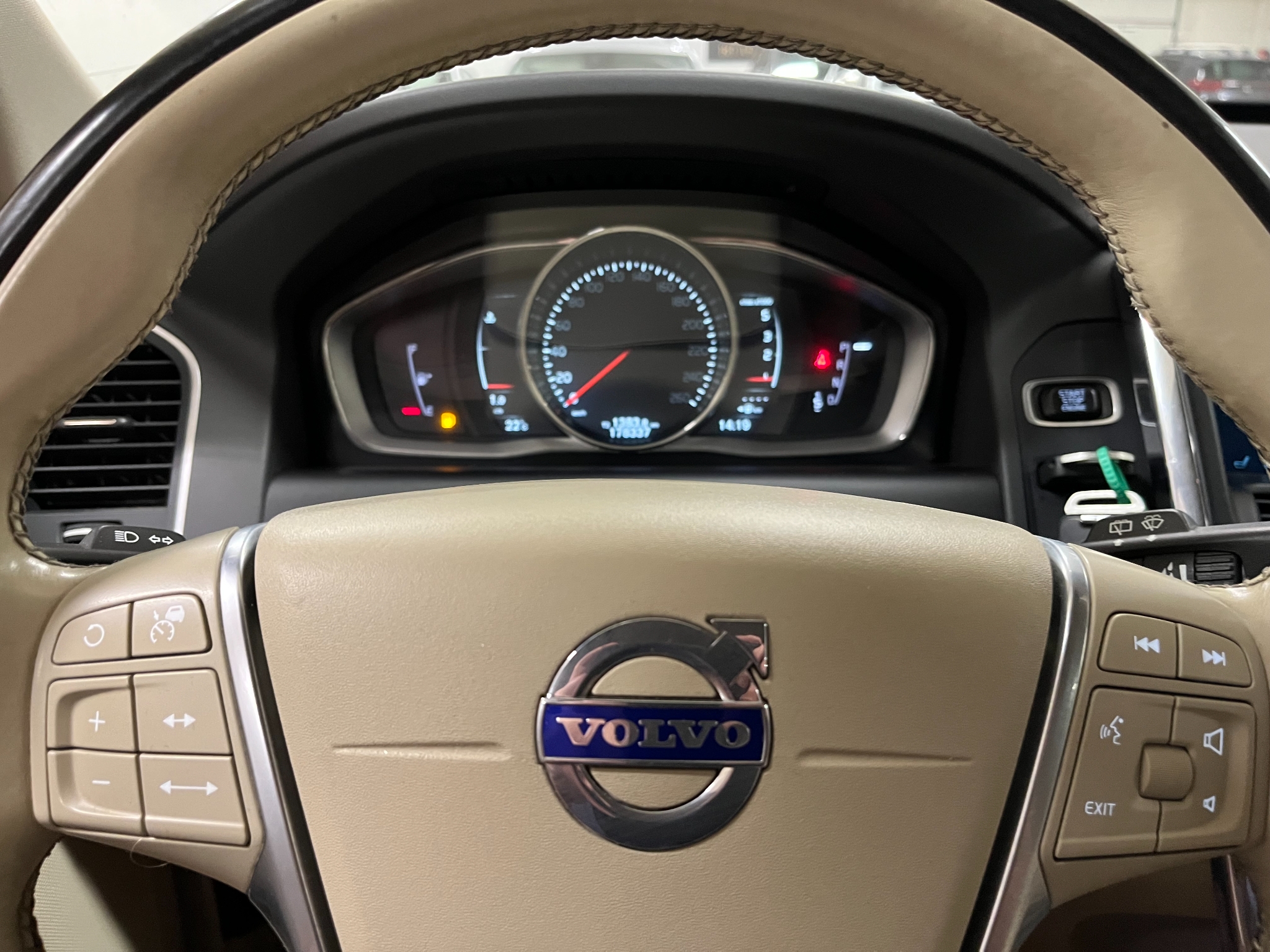 Volvo XC60 2017, bild 7/31