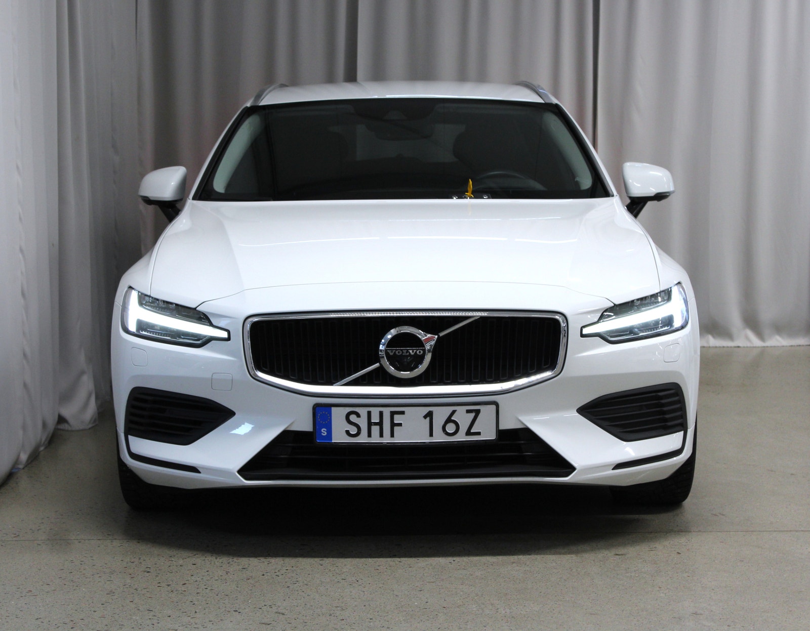 Volvo V60 T6 Twin Engine AWD 340HK, Drag, 360, HUD, Navi, S&V-hju 2020 - miniatyr 4