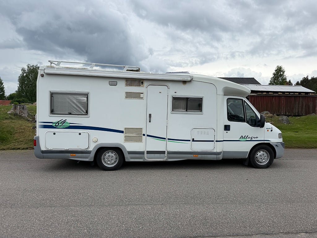 Chausson Allegro 69 Ny Bes-Gasoltestad-Stora kylen-Ac bildelen-Gasol Ugn