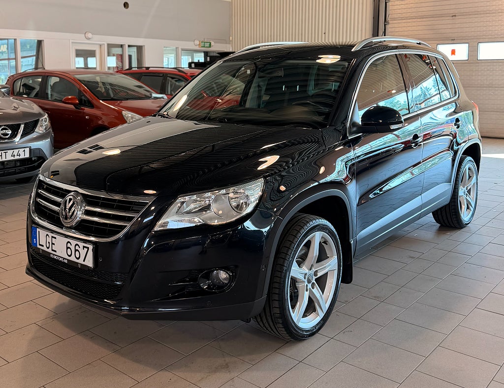 Volkswagen Tiguan 1.4 TSI 4Motion Sport & Style SoV/En ägare/Ny servad