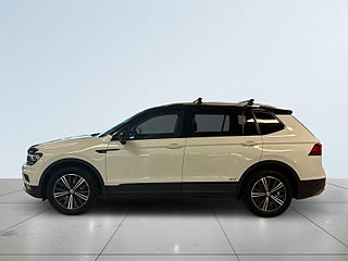 Volkswagen Tiguan Allspace 7-sits 2.0 TDI GT 4M Drag Dvärme S&V B-Kamera – bild 4
