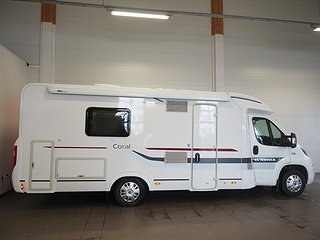 Husbil-halvintegrerad Adria Coral S 670 SLT 4 av 20