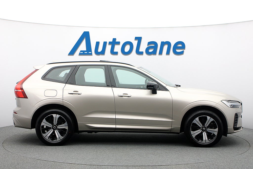 Volvo XC60 Recharge T6 AWD Geartronic Plus Dark, Pano, 350hk