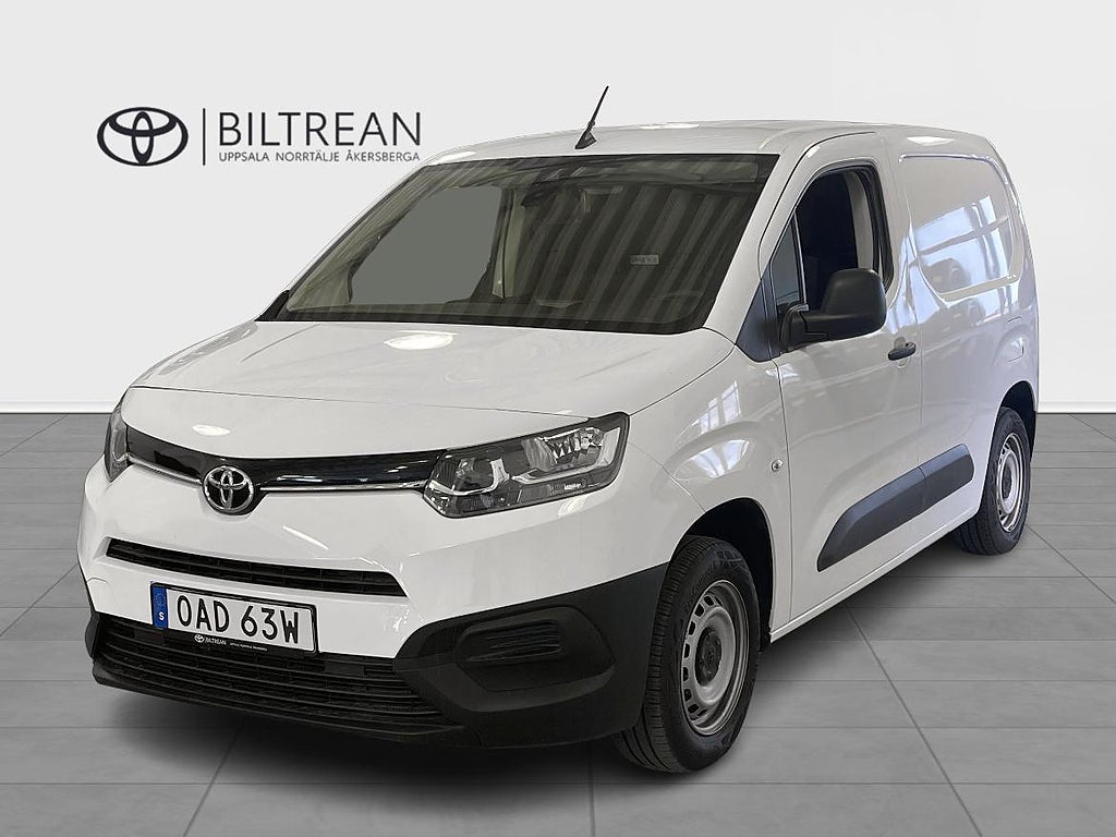 Toyota ProAce City 1.5D Man 3-sits Vinterhjul TKG-garanti