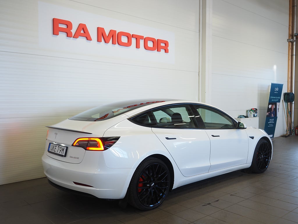 Tesla Model 3 Performance 510hk AWD | Panorama | Navi