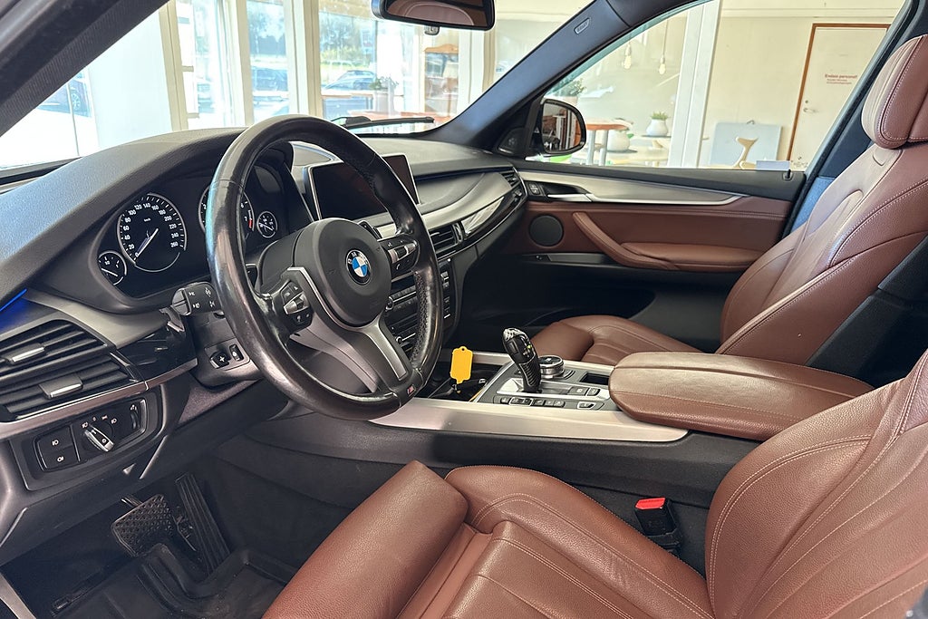 BMW X5 xDrive40e Steptronic M-sport Kamera Värmare Drag Pano miniatyr 6