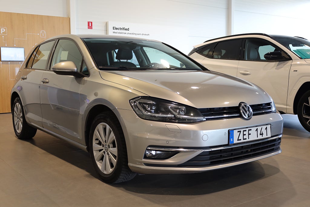 Volkswagen Golf 5-dörrar 1.0 TSI AUT CarPlay PDC Pluspaket 2018