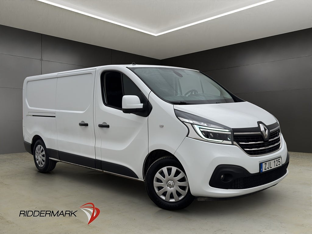 Renault trafic L2 Värmare Dragkrok LED Kamera V-Inredd Moms