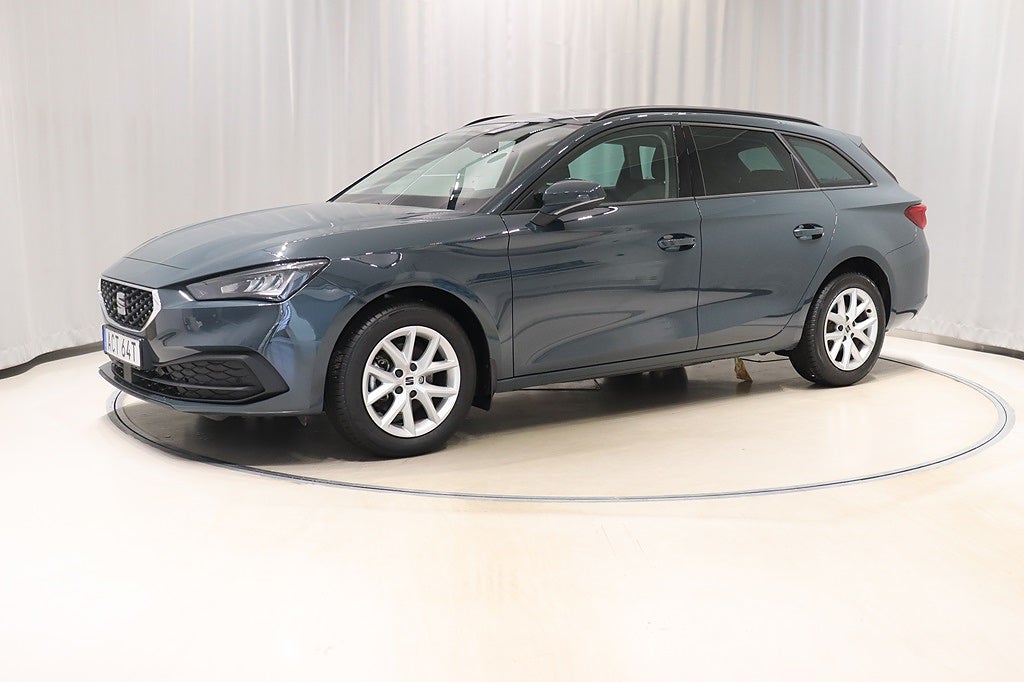 Seat Leon Sportstourer Sportstourer 1.5 eTSI 115hk Aut Drag Värmare Carpl 2025