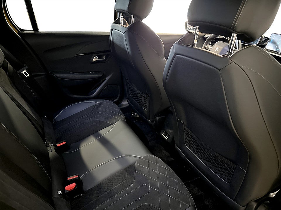 Bild på Peugeot E-208 GT Pack 50kWh 136hk Aut B-KAMERA CARPLAY