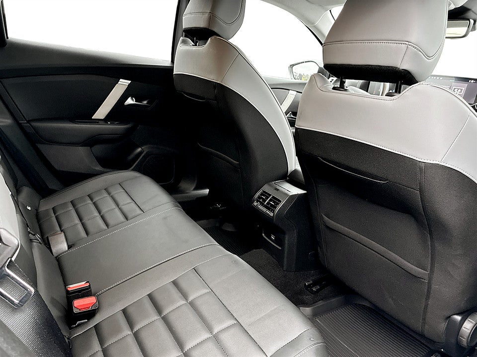 Bild på Citroen C4 Max 1.2 PT 130hk Aut B-KAMERA FARTHÅLLARE SKINN