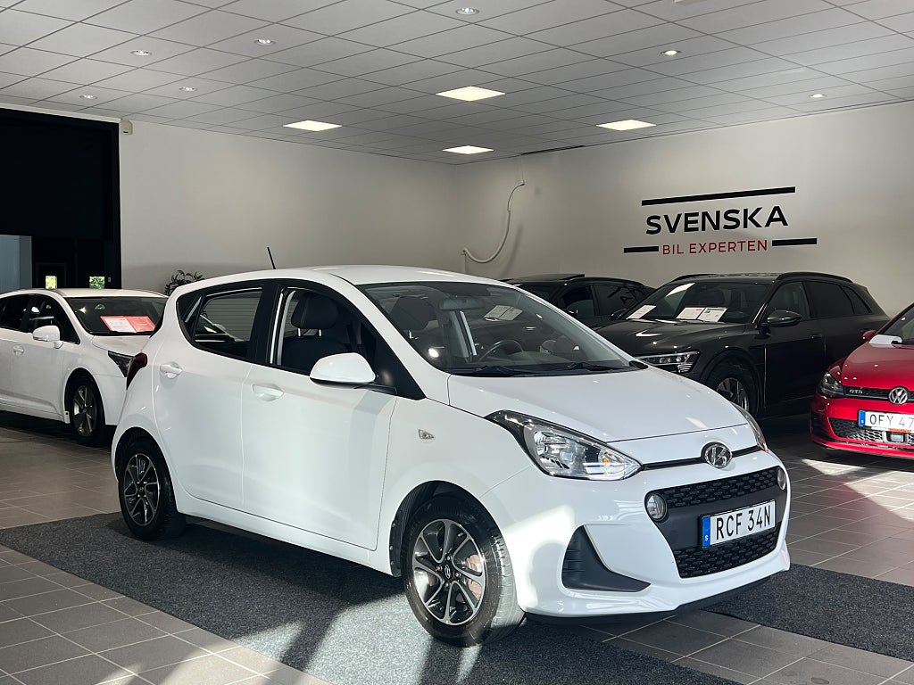 Hyundai i10 1.0 Trend Nordic Edition/P-Sensorer/CarPlay/F-hållare