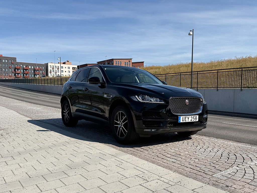 Jaguar F-Pace 20d AWD Prestige Drag