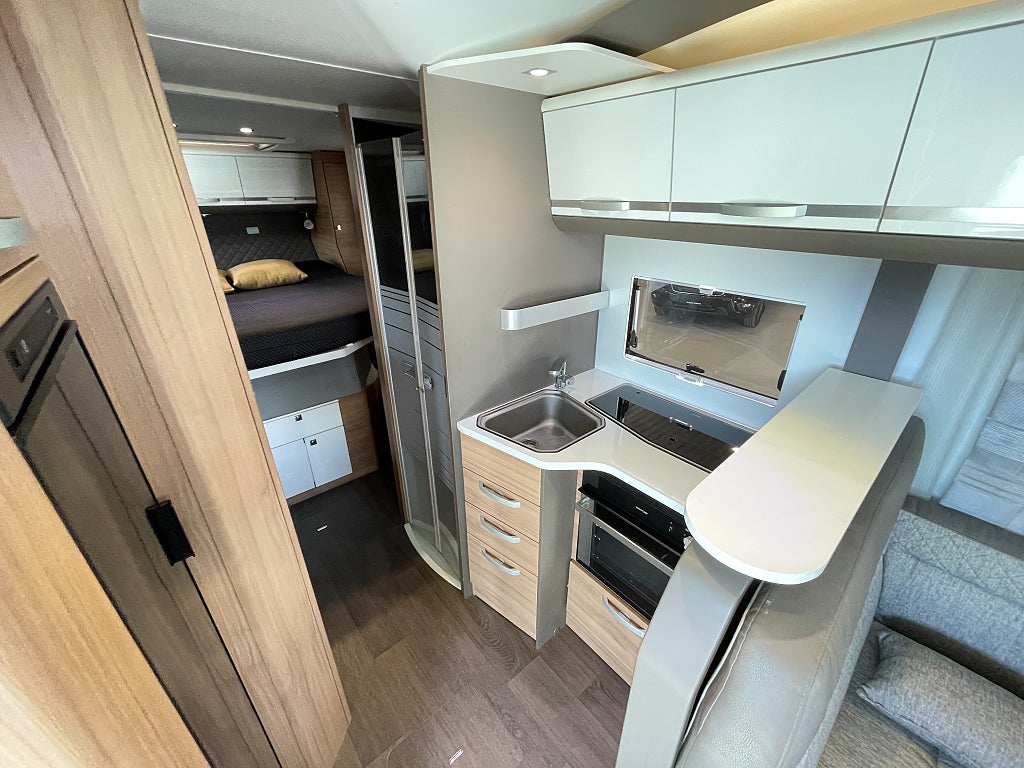 Adria Coral Plus 670 SC /Solcell/ALDE/Ugn/Automat 150hk/Dubbla bodelsb - Adria