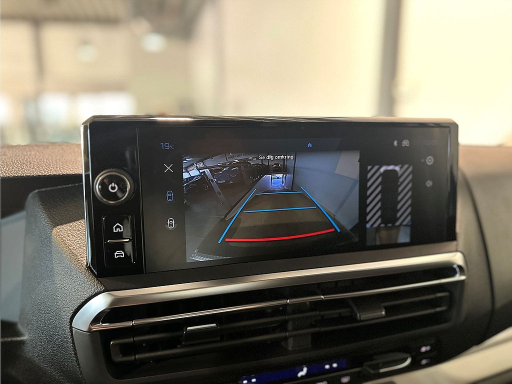 Bild på Peugeot e-Expert Plus Electric 136hk Aut L3 - DEMO