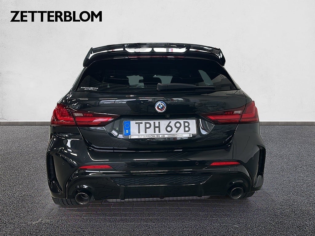Halvkombi BMW M135i 4 av 23