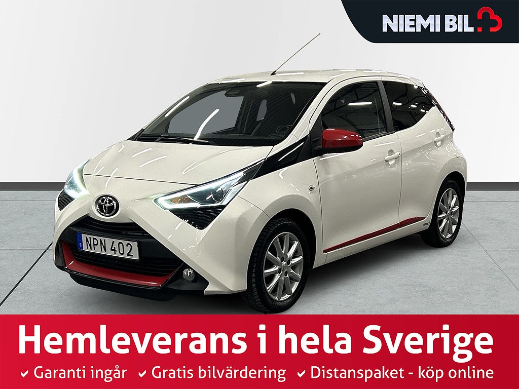 Toyota Aygo 5-dörrar 1.0 VVT-i X-PLAY S&V-hjul/Kamera/Carplay/BT