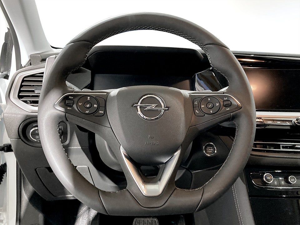 Bild på Opel Grandland GS 1.2 PT Aut B-KAMERA CARPLAY 130hk 