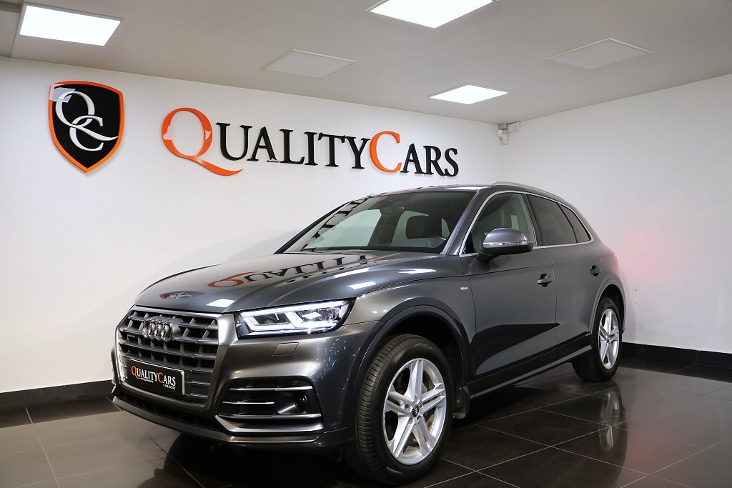 Audi Q5 2.0 TFSI quattro S Line /Dragkrok/B-kamera/AppleCarplay